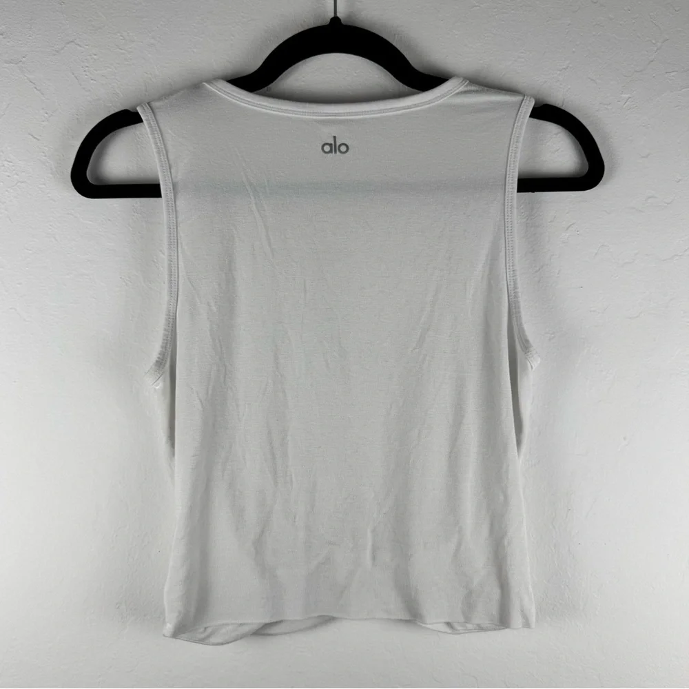 ALO Yoga Cover Tank Size Small $58 White - Picture 10 of 11